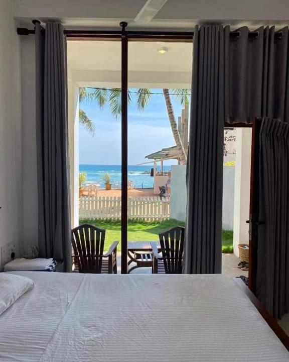 Turtle Beach House Batigama Exteriér fotografie